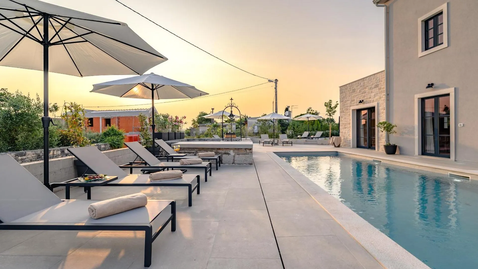 Luxury Villa Madora With Pool In Porec, Istria Kirmenjak